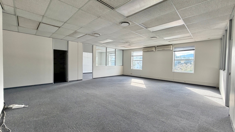 To Let Commercial Property for Rent in Somerset West Western Cape